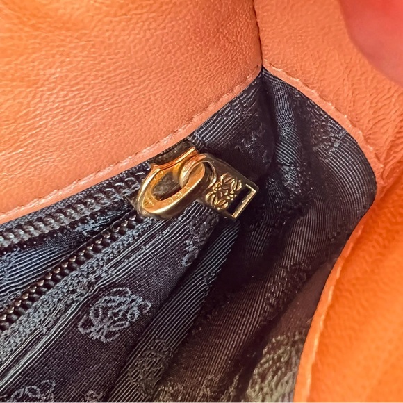 Loewe shiny tote bag suede leather - Picture 10 of 11